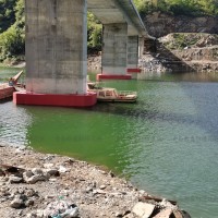 橋梁防撞塊 防撞墩護欄 L型固定式FRP防撞設施 新盛